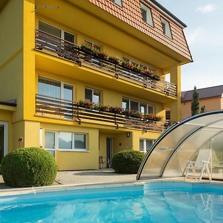 Pension Primus Beroun  Extérieur photo