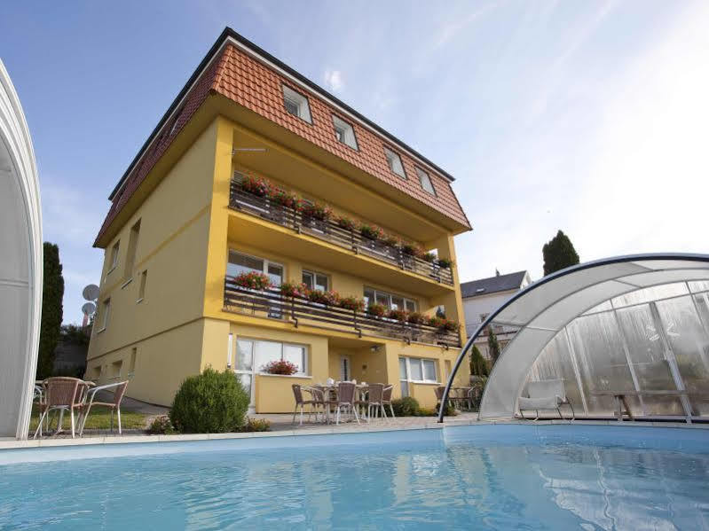 Pension Primus Beroun  Extérieur photo